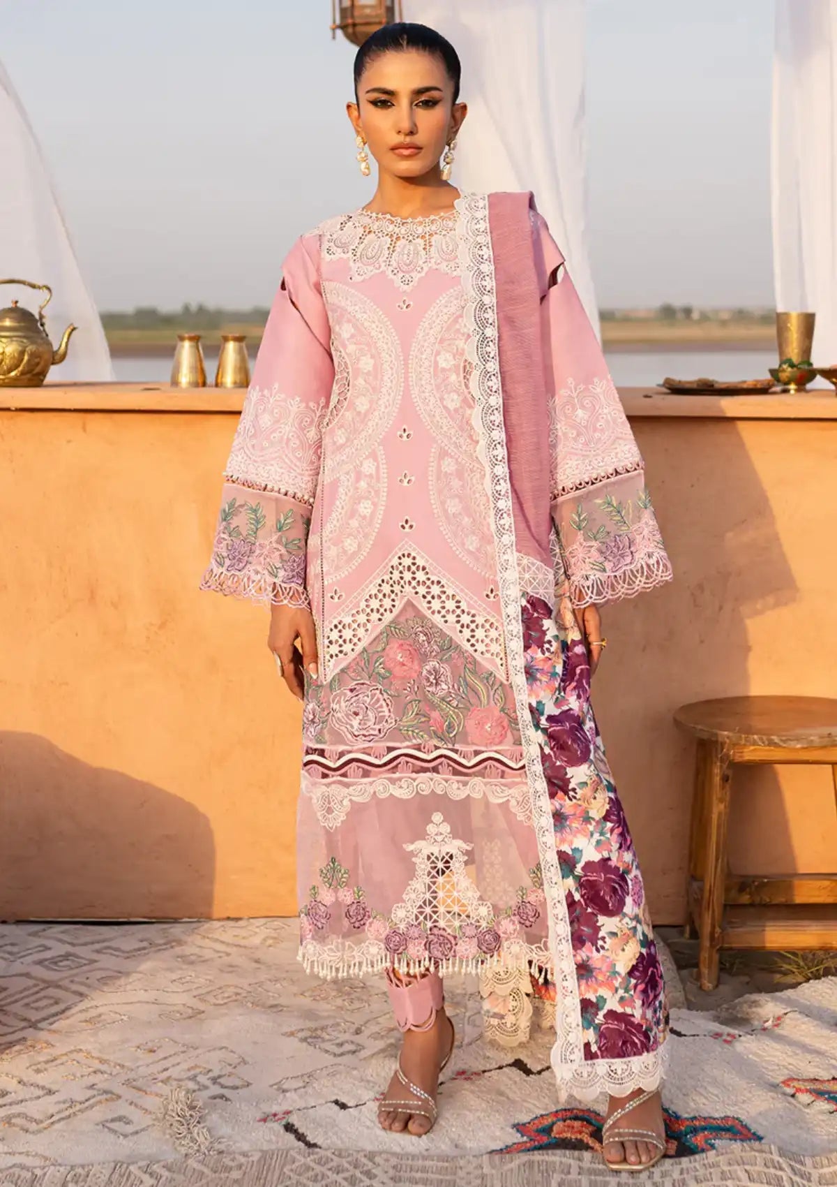 Luxury Embroidered Lawn 3pc Janan By Zarnoor