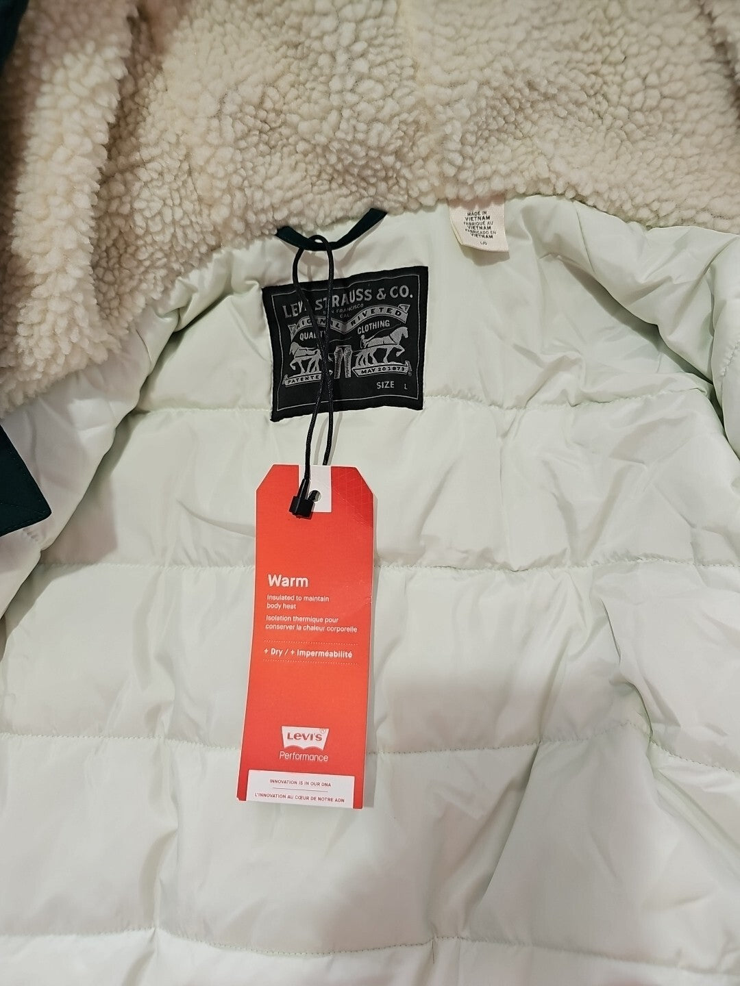 Levi's A35620001 Men's Eastport Utility Jacket with Pockets in Green (M, L, XL)