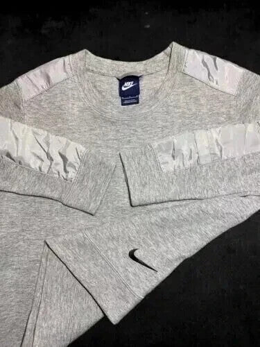 Nike 844779-063 Women's Tech Fleece Sweatshirt Grey Winter Shirt (Size Large)