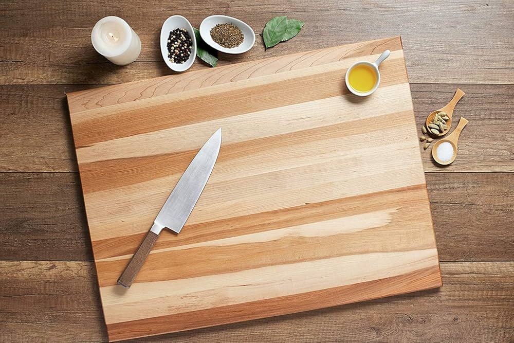BAMBOO CHOPPING BOARD 32 X 1.7 CM