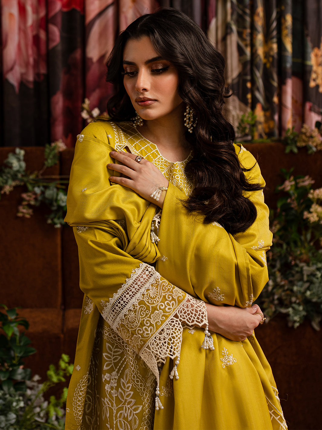 CLARA | 3 PC KARANDI Embroidered Suit