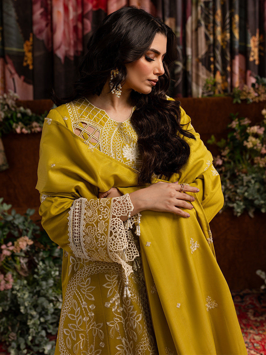 CLARA | 3 PC KARANDI Embroidered Suit