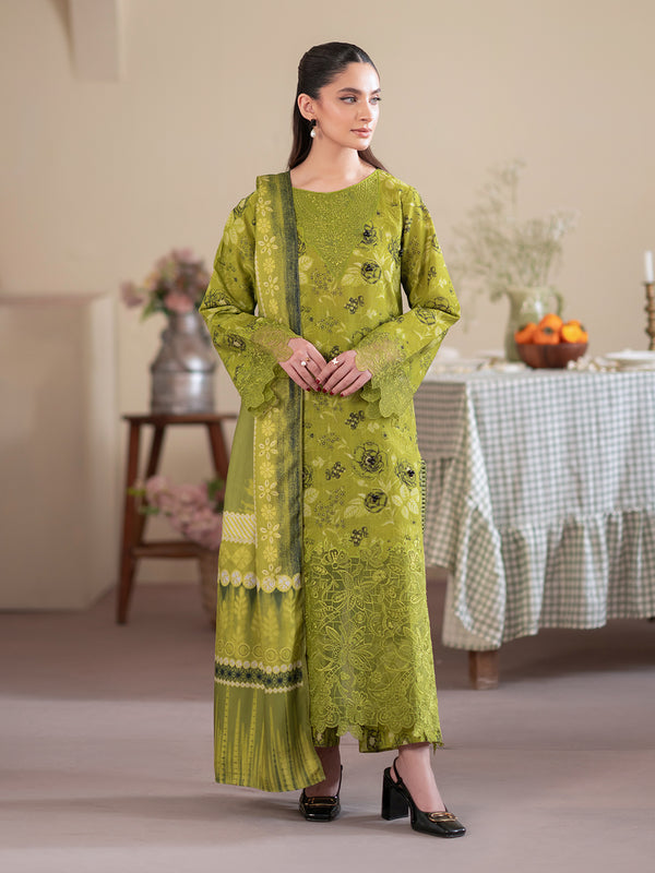 Cedar | 3 PC Khaddar Embroidered Suits