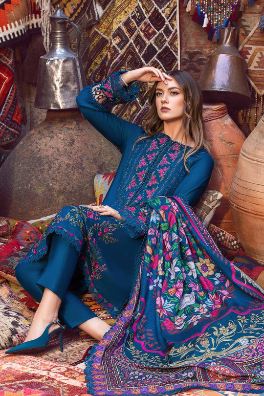 Maria b Embroidered Dhanak 3pc with Whool Shawal