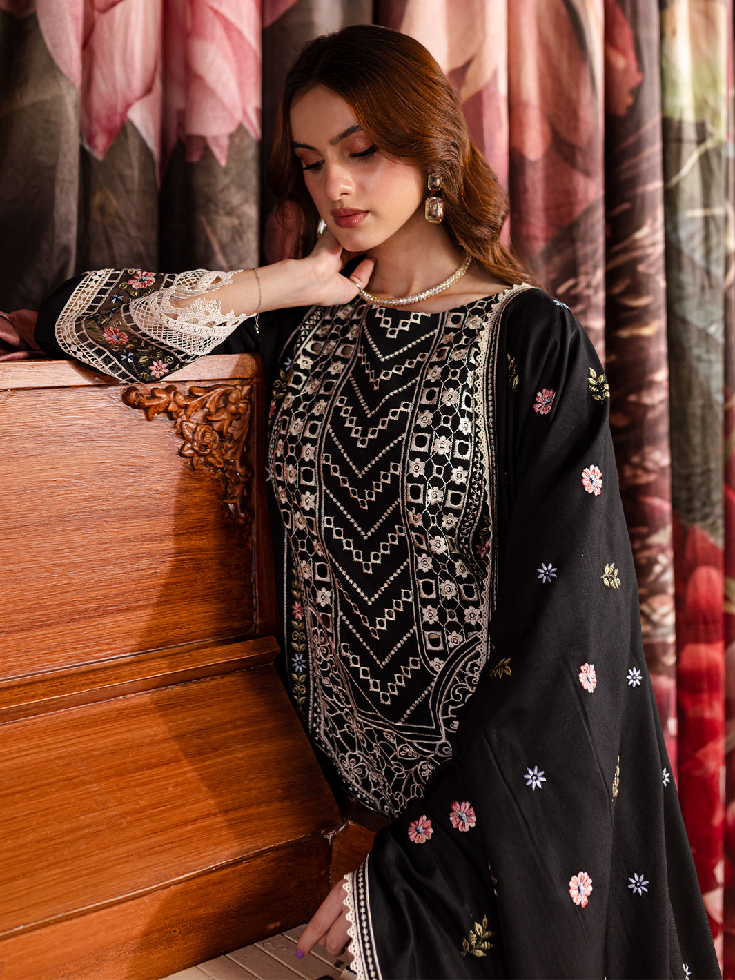 NORA | 3 PC KARANDI Embroidered Suit