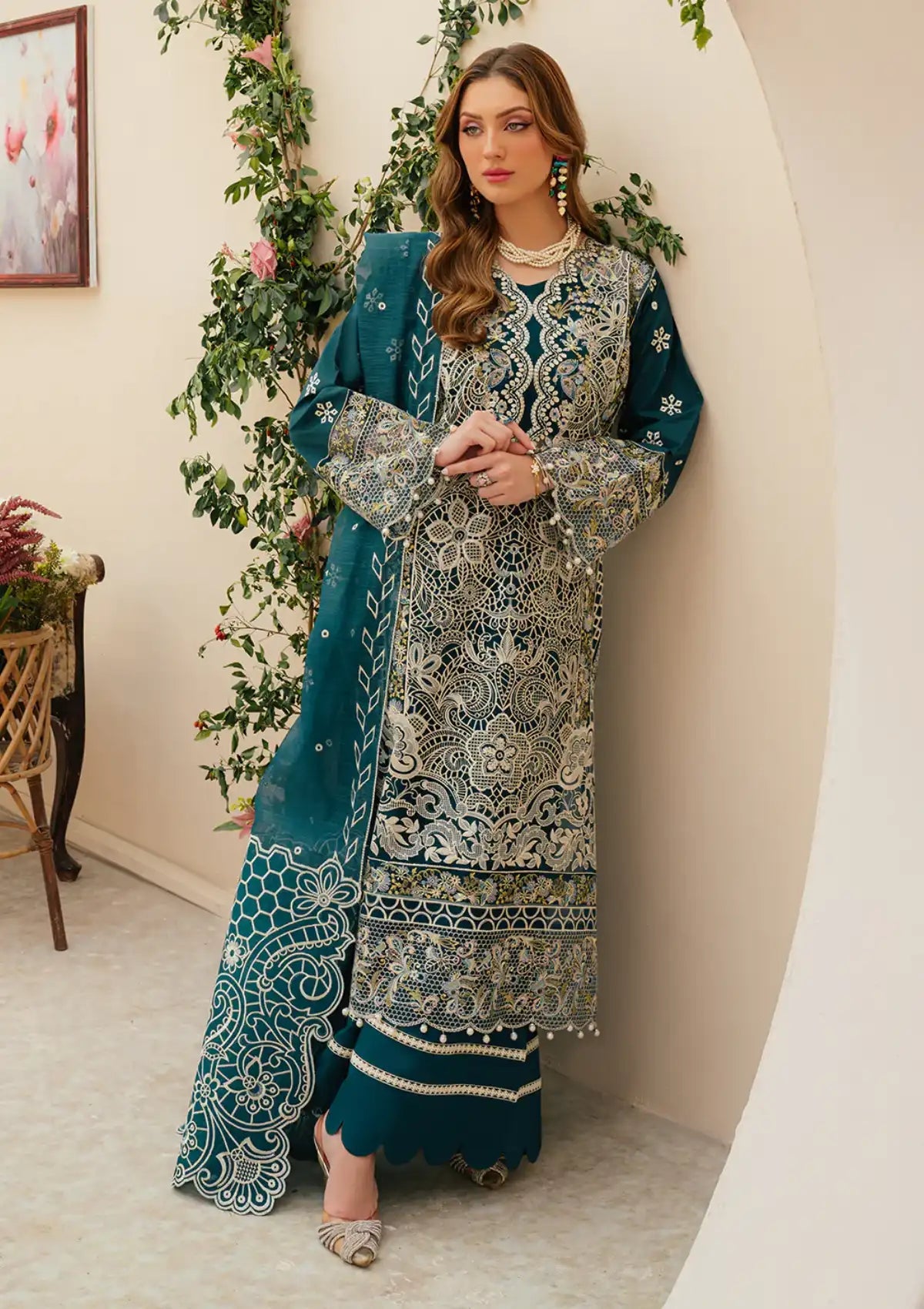 Allenura Luxury Lawn'24 By Zarnoor