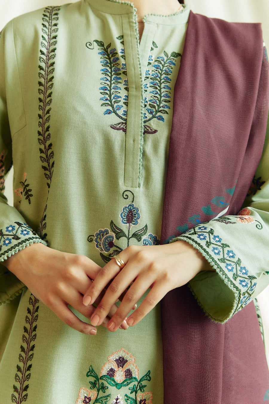 ZARA SHAHJAHAN - 3PC DHANAK EMBROIDERED SHIRT WITH TWILL PRINTED SHAWL AND TROUSER