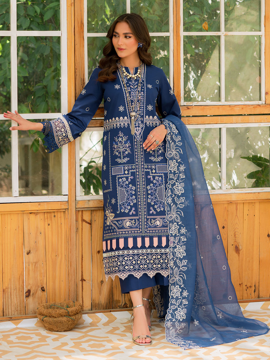 Luxury 3 Pc Lawn Collection Bella By Zarnoor