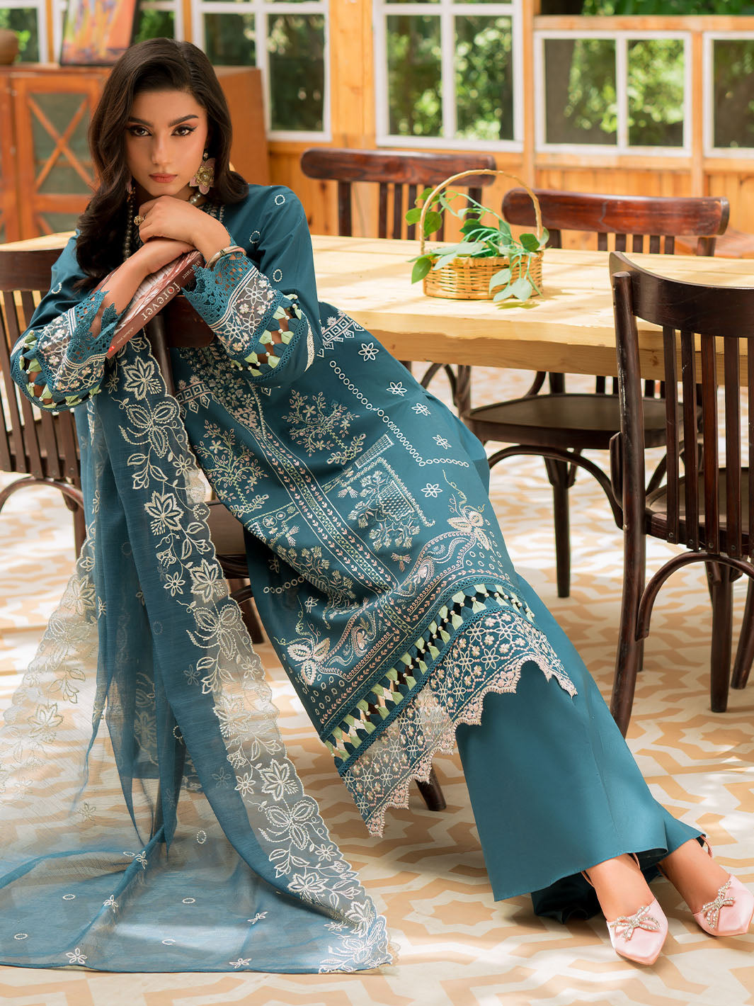 Luxury 3 Pc Lawn Collection Bella By Zarnoor