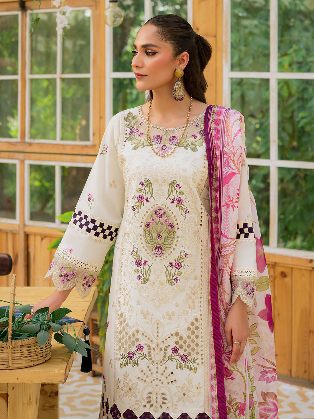 Luxury 3 Pc Lawn Collection Bella By Zarnoor