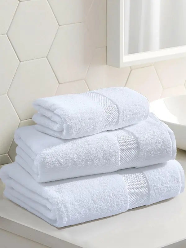 Luxury 3-Piece Towel Set highlighting plush cotton texture for comfort.